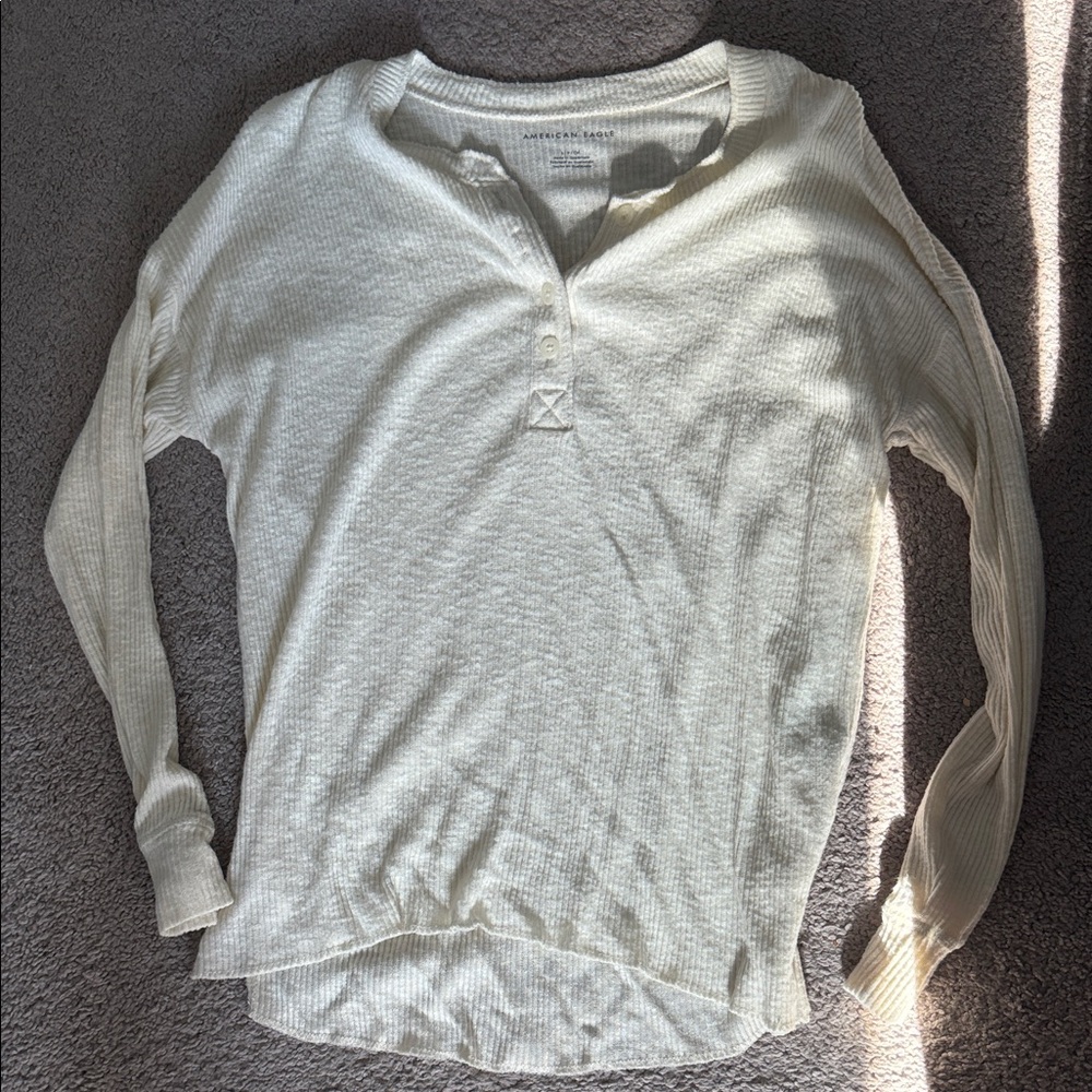 American Eagle Cream Long Sleeve Henley Top